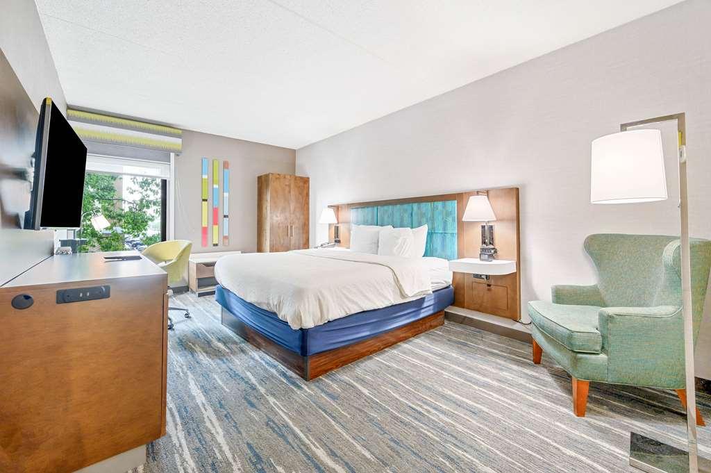 Hampton St. Louis - Westport Hotel 3*