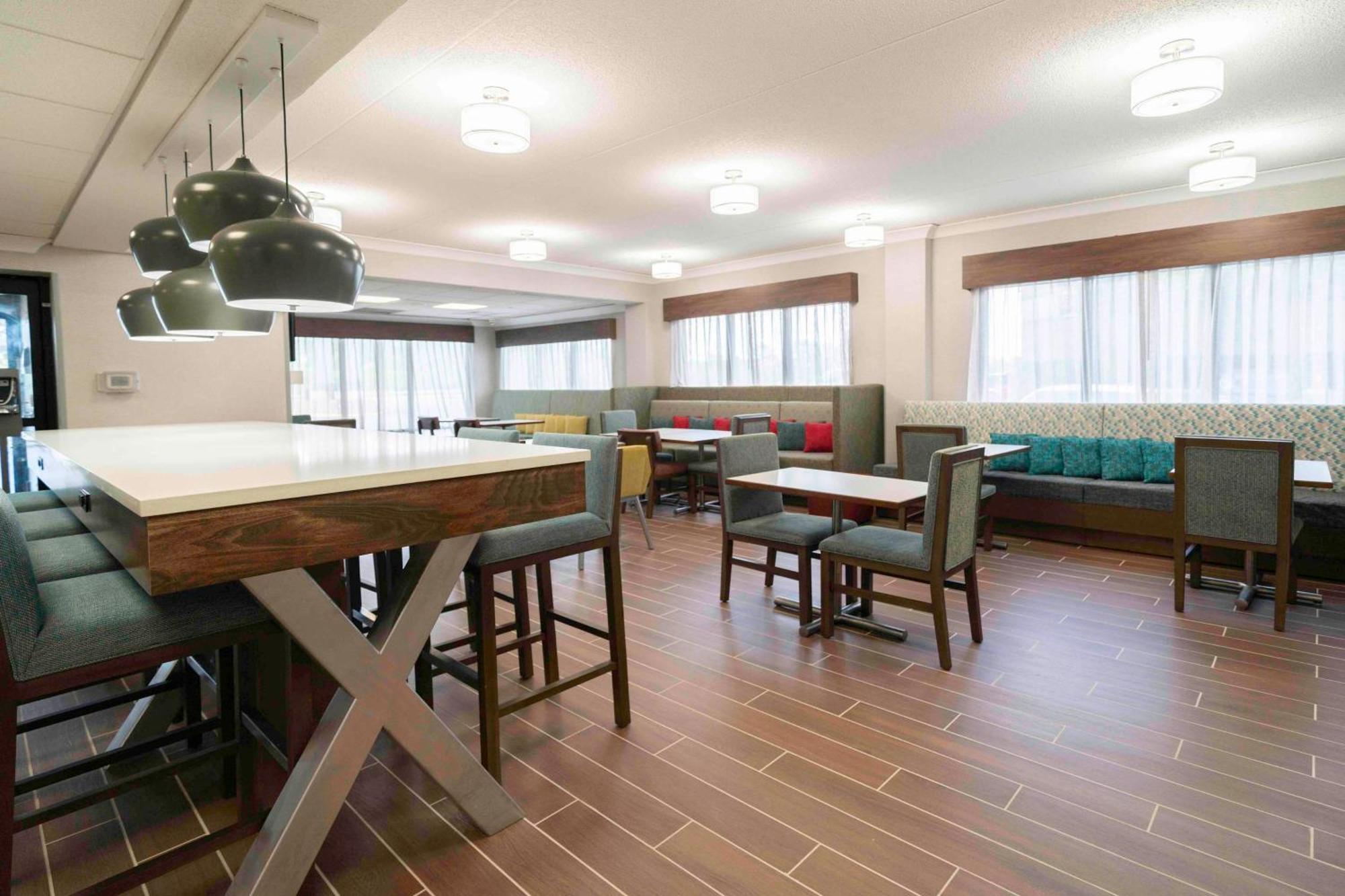 Hotel Hampton St. Louis - Westport